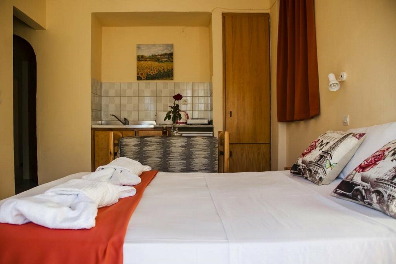 Yiannis The Beekeeper Apartments Kefalos (Kos) Ngoại thất bức ảnh